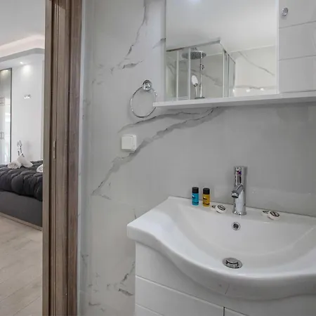 Apartment Penthouse Near Acropolis Museum By Ghh Athens